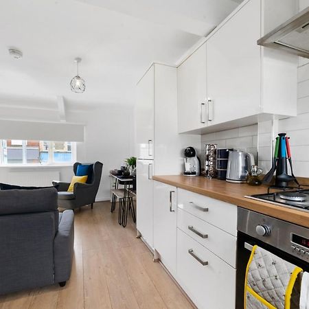 Village Cwtch Whitchurch 2 Bedroom Apartment Cardiff Buitenkant foto