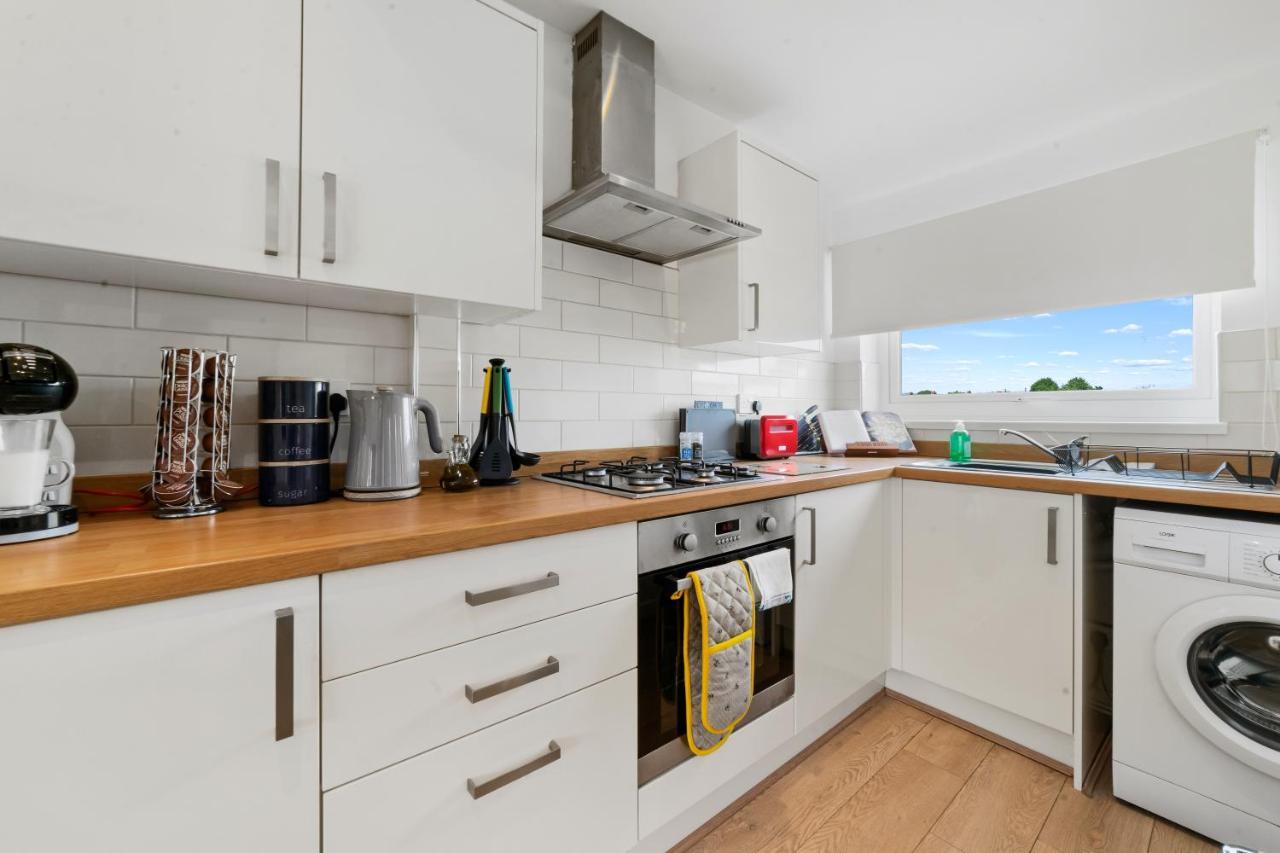 Village Cwtch Whitchurch 2 Bedroom Apartment Cardiff Buitenkant foto